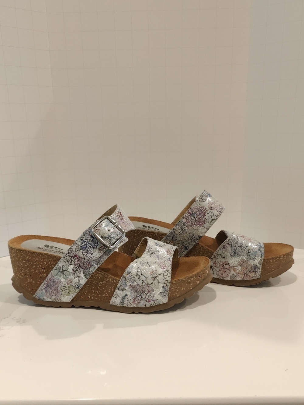 Spring Step Women’s Floral Metallic Slide Sandals with Cork Wedge. Size 37/6.5-7